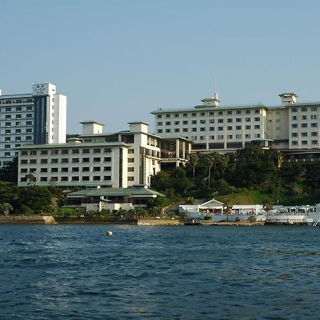 Toba Seaside Hotel Exterior foto