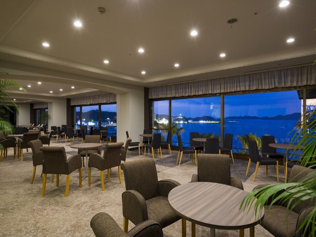 Toba Seaside Hotel Exterior foto