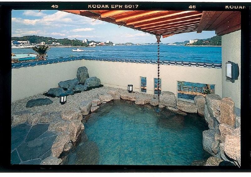 Toba Seaside Hotel Exterior foto
